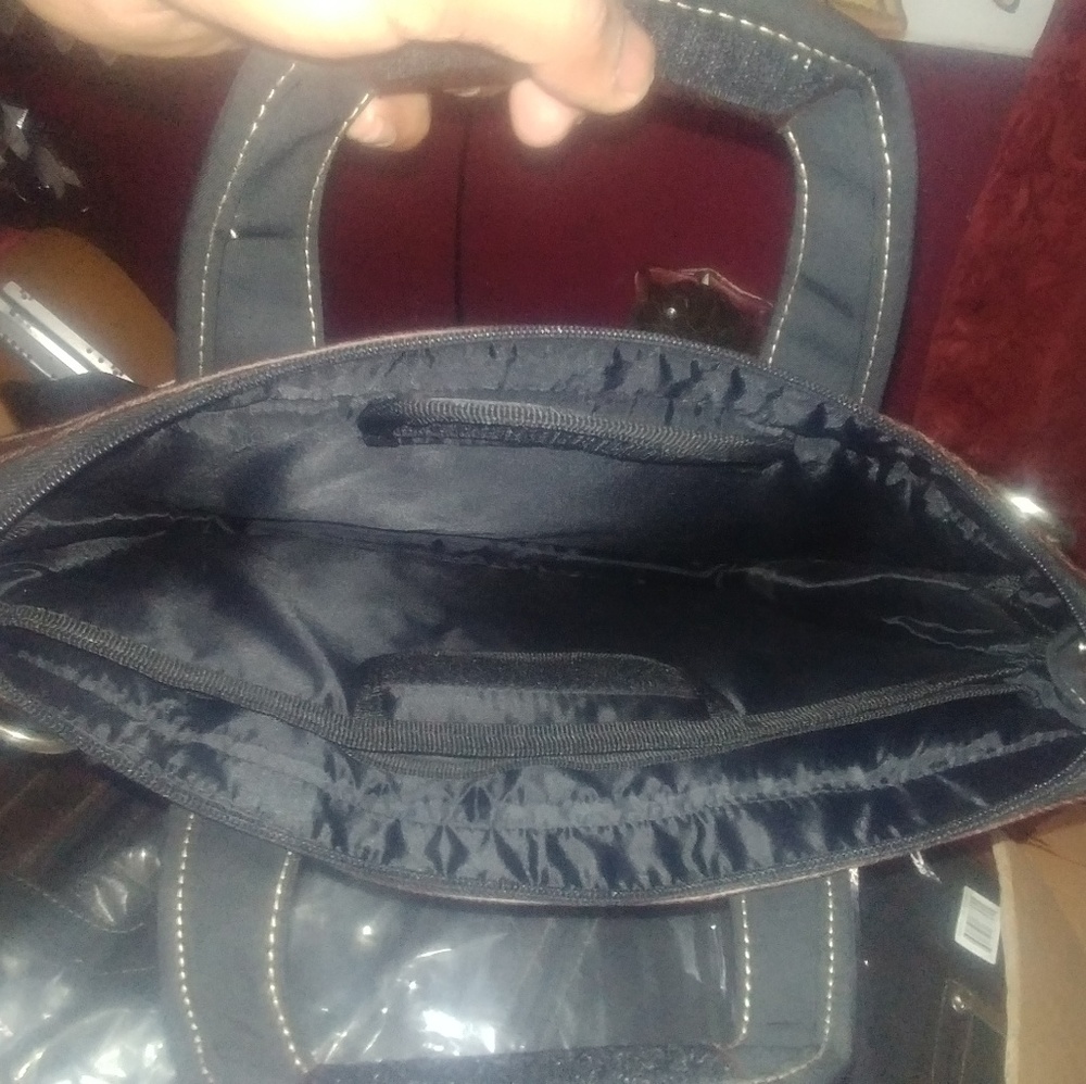 Carring bag for laptops